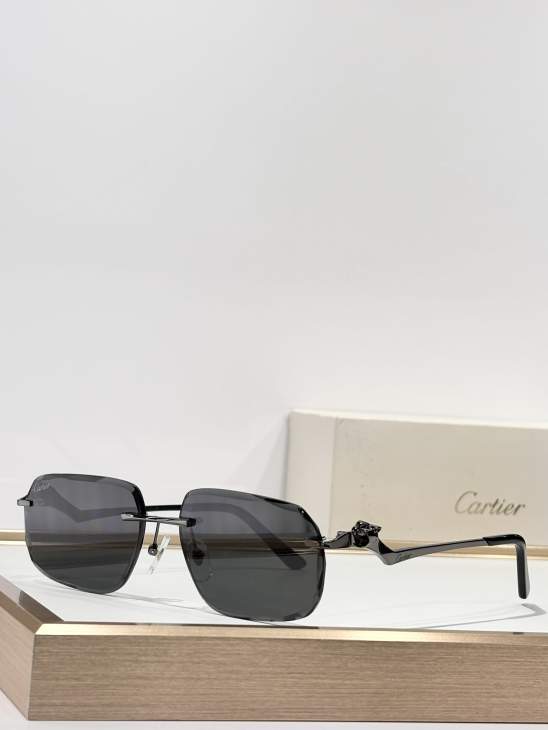 Picture of Cartier Sunglasses _SKUfw77837068fw
